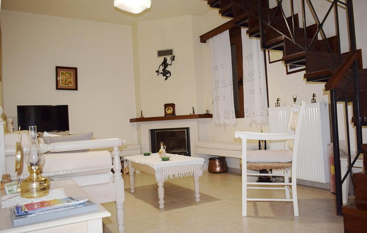 Villa Helidoni Pondikiana エクステリア 写真